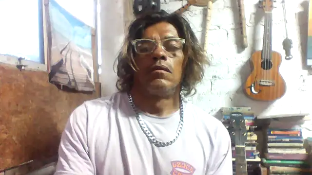 Snapshot of kvr27 chatting on 03-17-26, 11:35 kvr27 online show from 03-17-26, 11:35