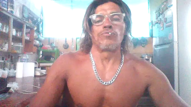 Snapshot of kvr27 chatting on 03-21-26, 11:19 kvr27 online show from 03-21-26, 11:19