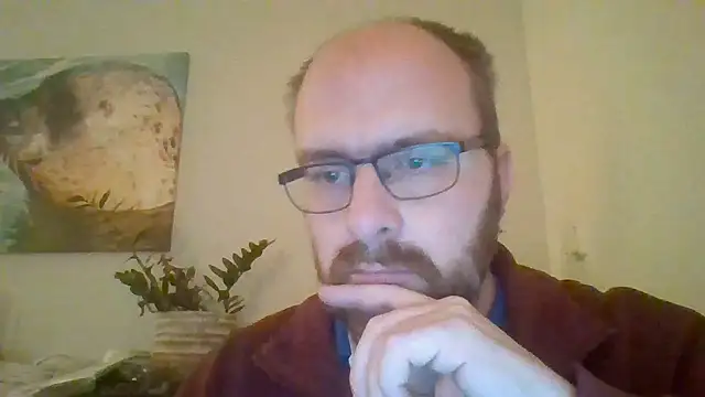 Snapshot of CamboyHappyDave chatting on 12-12-24, 06:10 CamboyHappyDave online show from 12-12-24, 06:10
