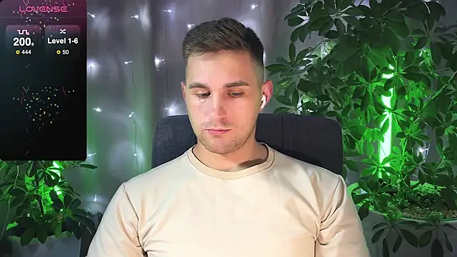 Sweeet  boy online show from 02-10-25, 08:21