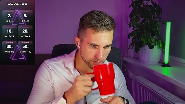 Sweeet  boy online show from 10-08-25, 09:56