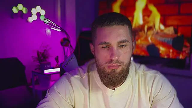 Snapshot of Sweeet__boy chatting on 02-10-26, 06:56 Sweeet boy online show from 02-10-26, 06:56