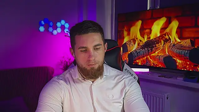 Snapshot of Sweeet__boy chatting on 02-21-26, 11:44 Sweeet boy online show from 02-21-26, 11:44