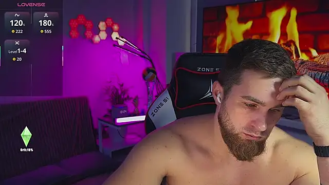 Snapshot of Sweeet__boy chatting on 02-26-26, 10:25 Sweeet boy online show from 02-26-26, 10:25