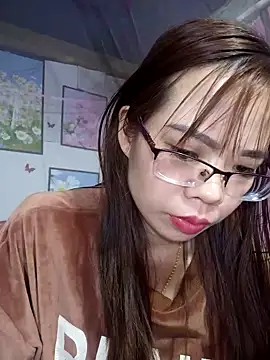   Mai-love19   online show from 02-20-25, 06:50