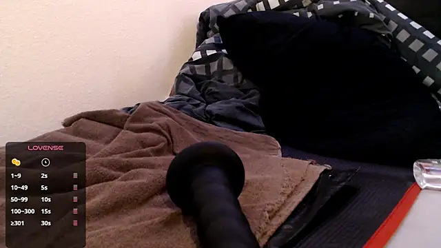 -sluttyass- online show from 03-10-26, 10:15