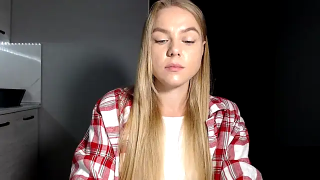 Snapshot of Sunbeam_ chatting on 09-20-25, 09:16 Sunbeam online show from 09-20-25, 09:16