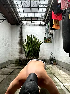 oliver price1 online show from 10-01-25, 04:24