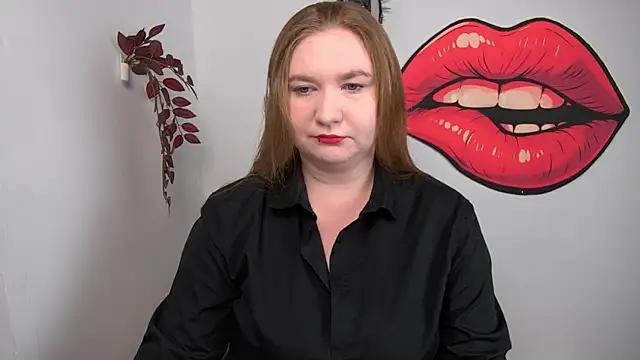 LaraDream online show from 04-30-26, 02:12