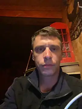 Snapshot of DillPie chatting on 11-11-25, 07:52 DillPie online show from 11-11-25, 07:52