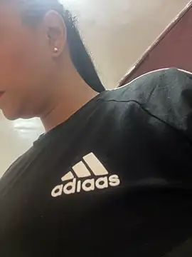 Snapshot of sofia_xxx02 chatting on 10-13-25, 12:05 sofia xxx02 online show from 10-13-25, 12:05