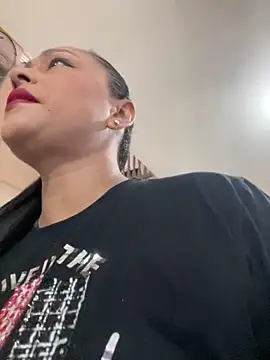 sofia xxx02 online show from 06-18-26, 11:58